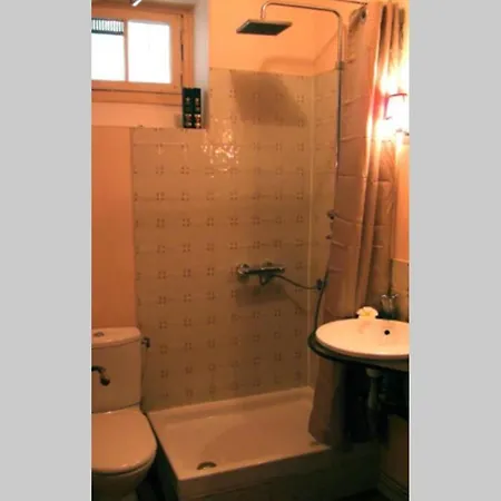 2-room In Parisian Style, 11 Arr. Apartment *