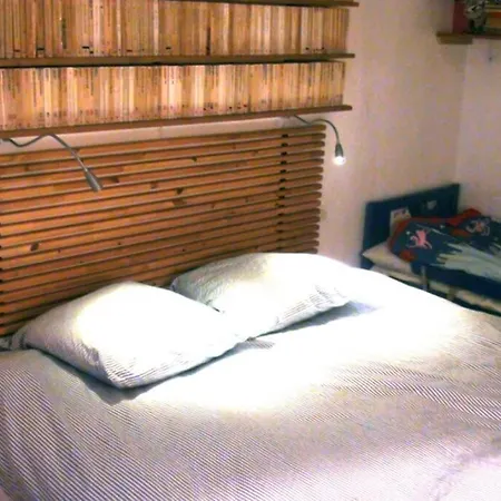 2-room In Parisian Style, 11 Arr. * Paris